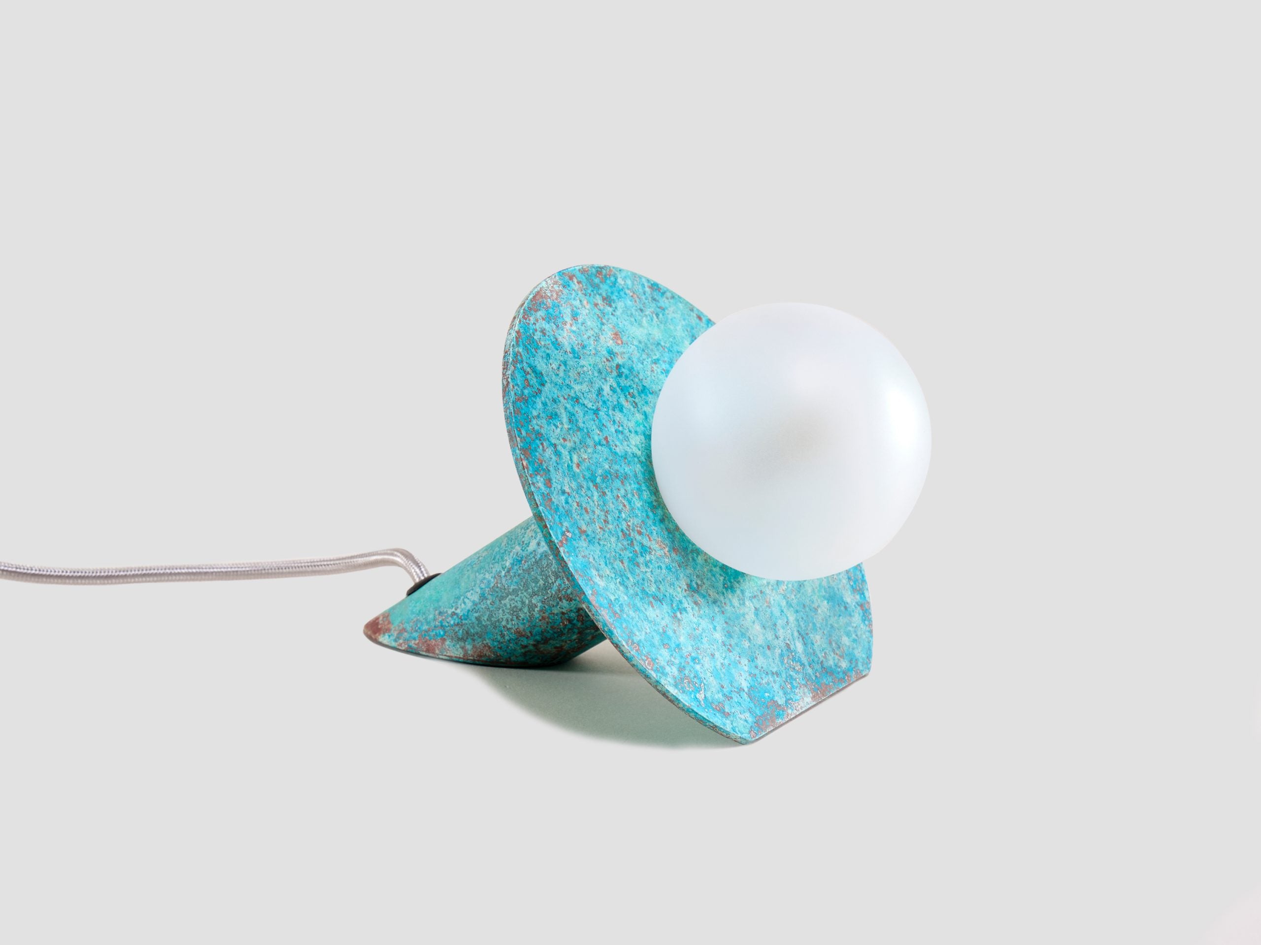 LOU Desk Lamp