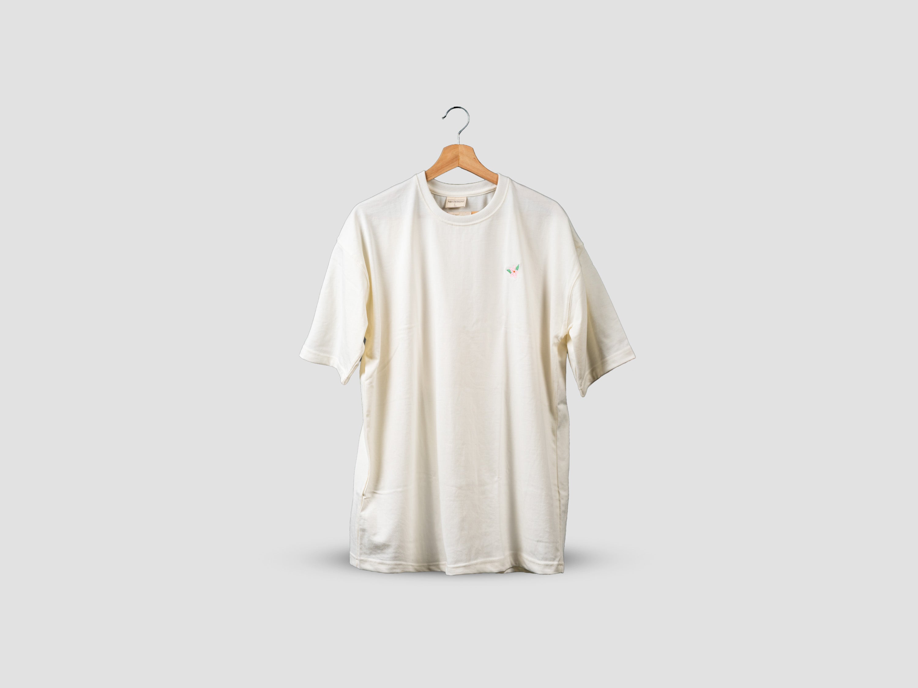 Yasmine Tshirt