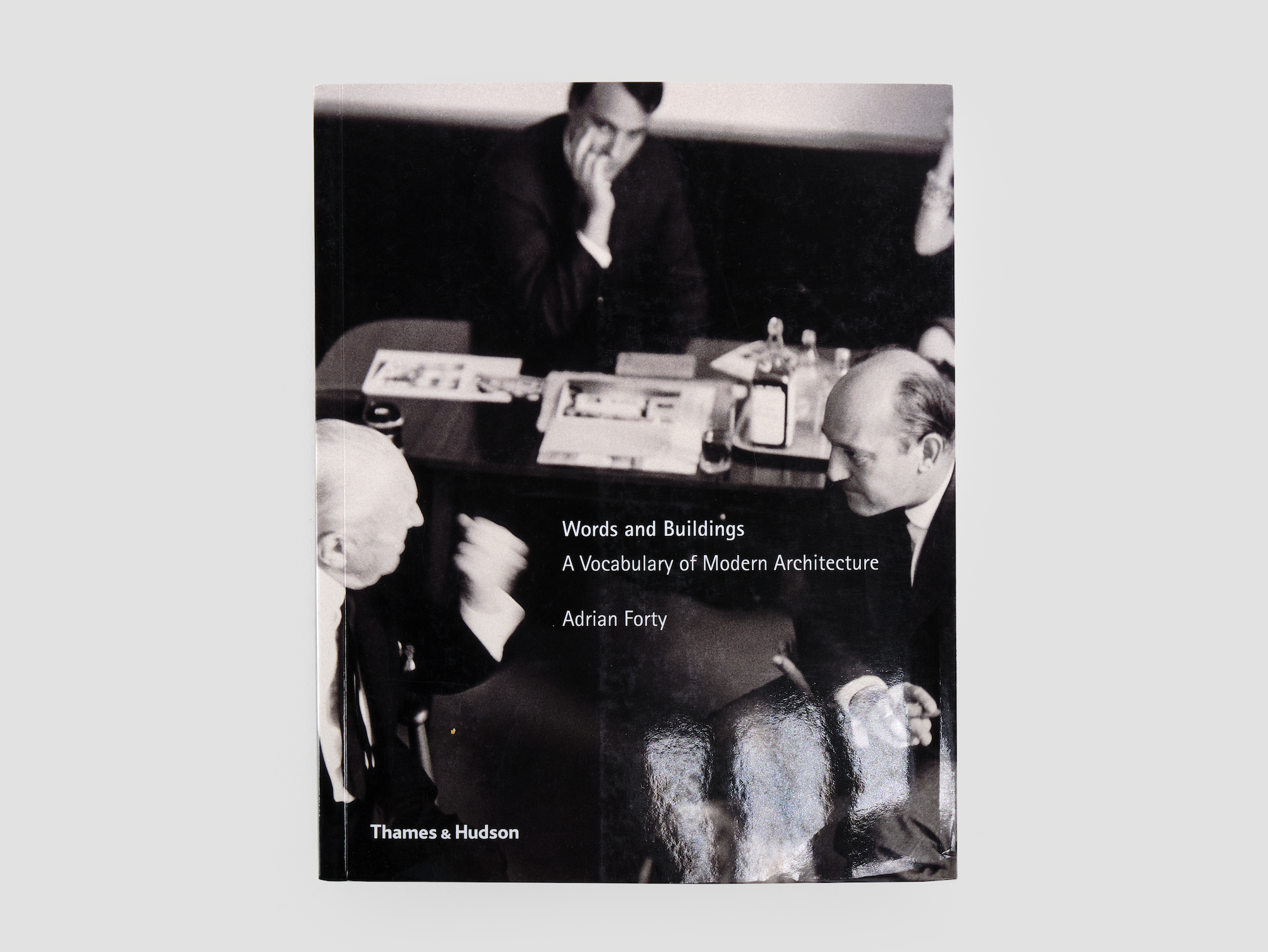 Words and Buildings: A Vocabulary of Modern Architecture